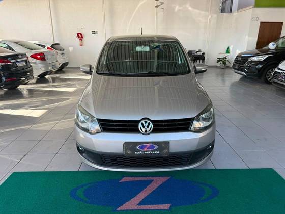 VOLKSWAGEN FOX 1.6 MI 8V FLEX 4P MANUAL VOLKSWAGEN FOX 1.6 MI 8V FLEX 4P MANUAL